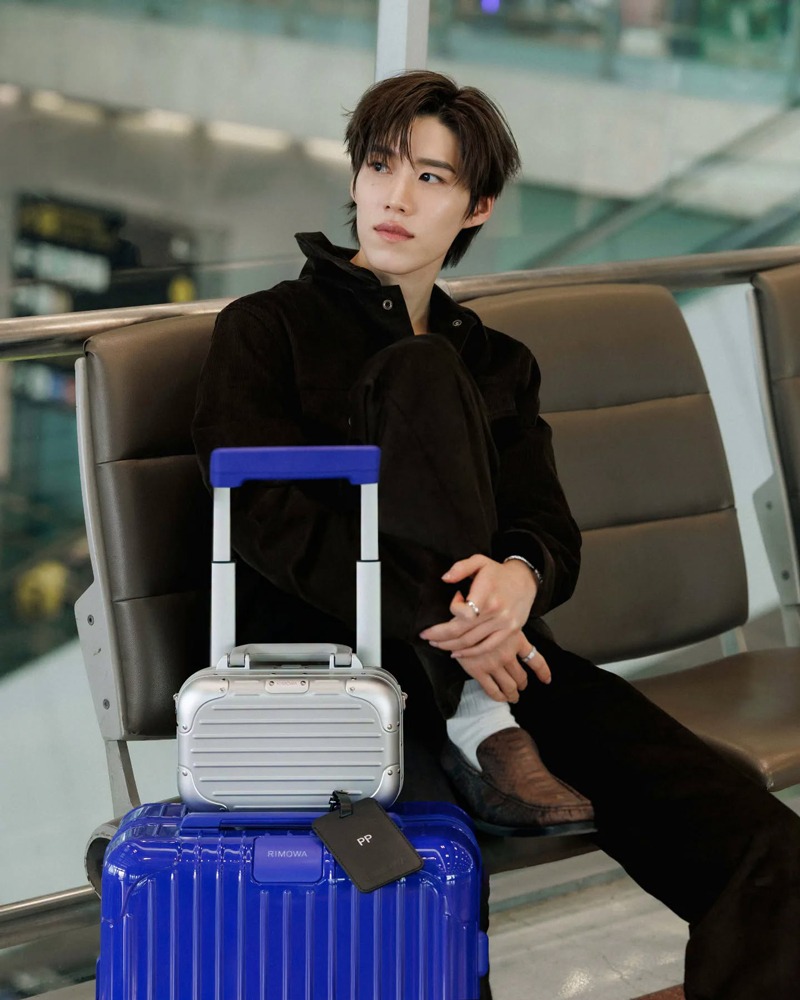 พีพี กฤษฏ์ ถือ RIMOWA บินลัดฟ้าโซล เปิดตัว 2 สีใหม่